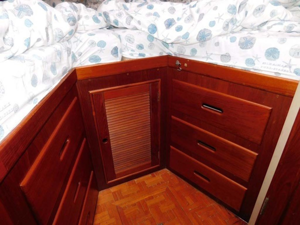 Grand Banks-42 Classic 1990-Stina Marie Merritt Island-Florida-United States-Guest Storage Drawers-1323231