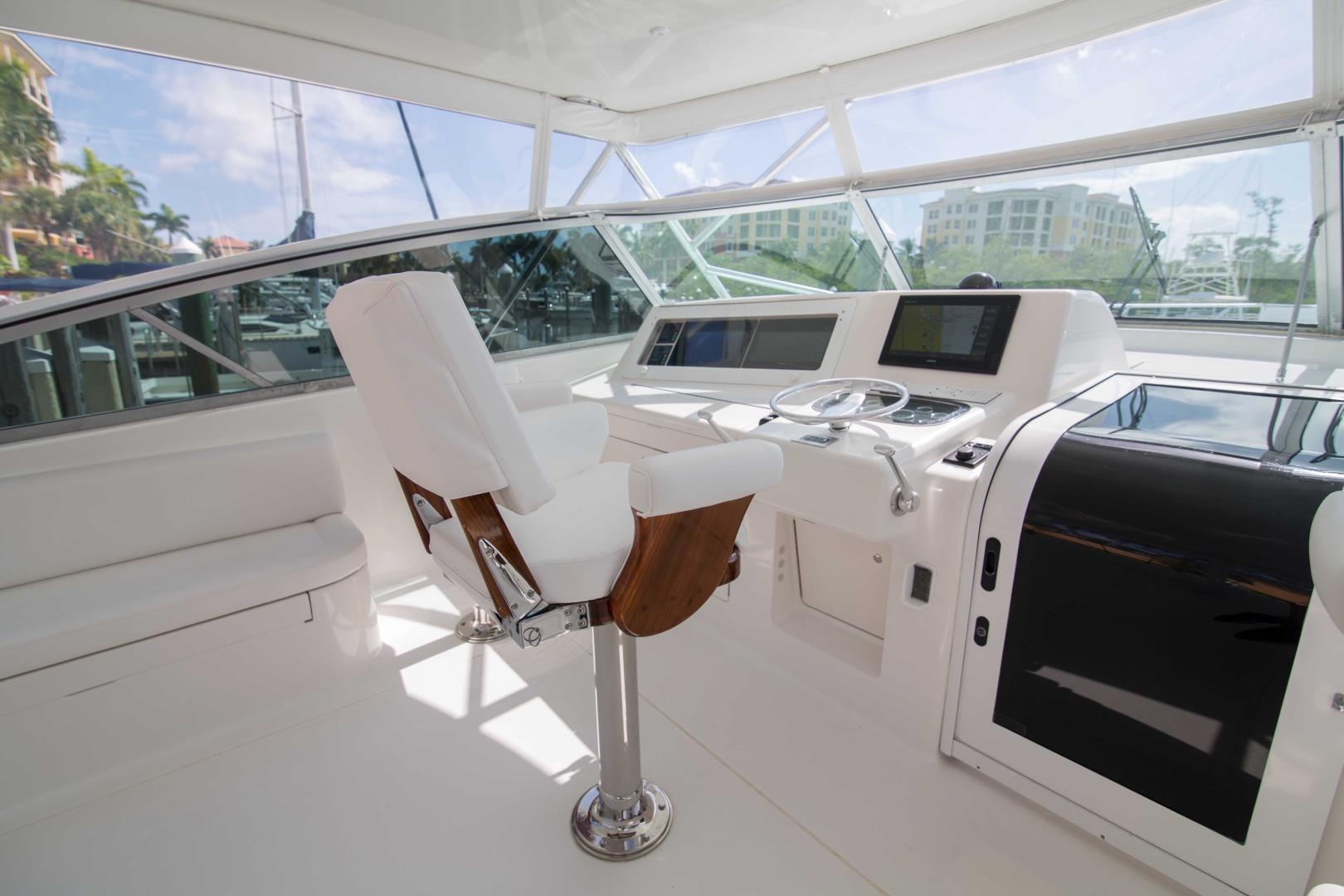 Viking-50 Express 2001-Tiger Six Bahamas-Viking 50  Tiger Six  Helm-1327381 | Thumbnail