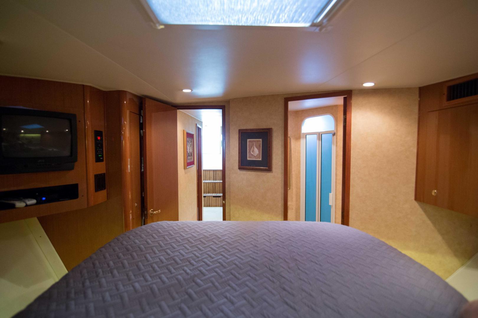 Viking-50 Express 2001-Tiger Six Bahamas-Viking 50  Tiger Six  Master Stateroom-1327369 | Thumbnail