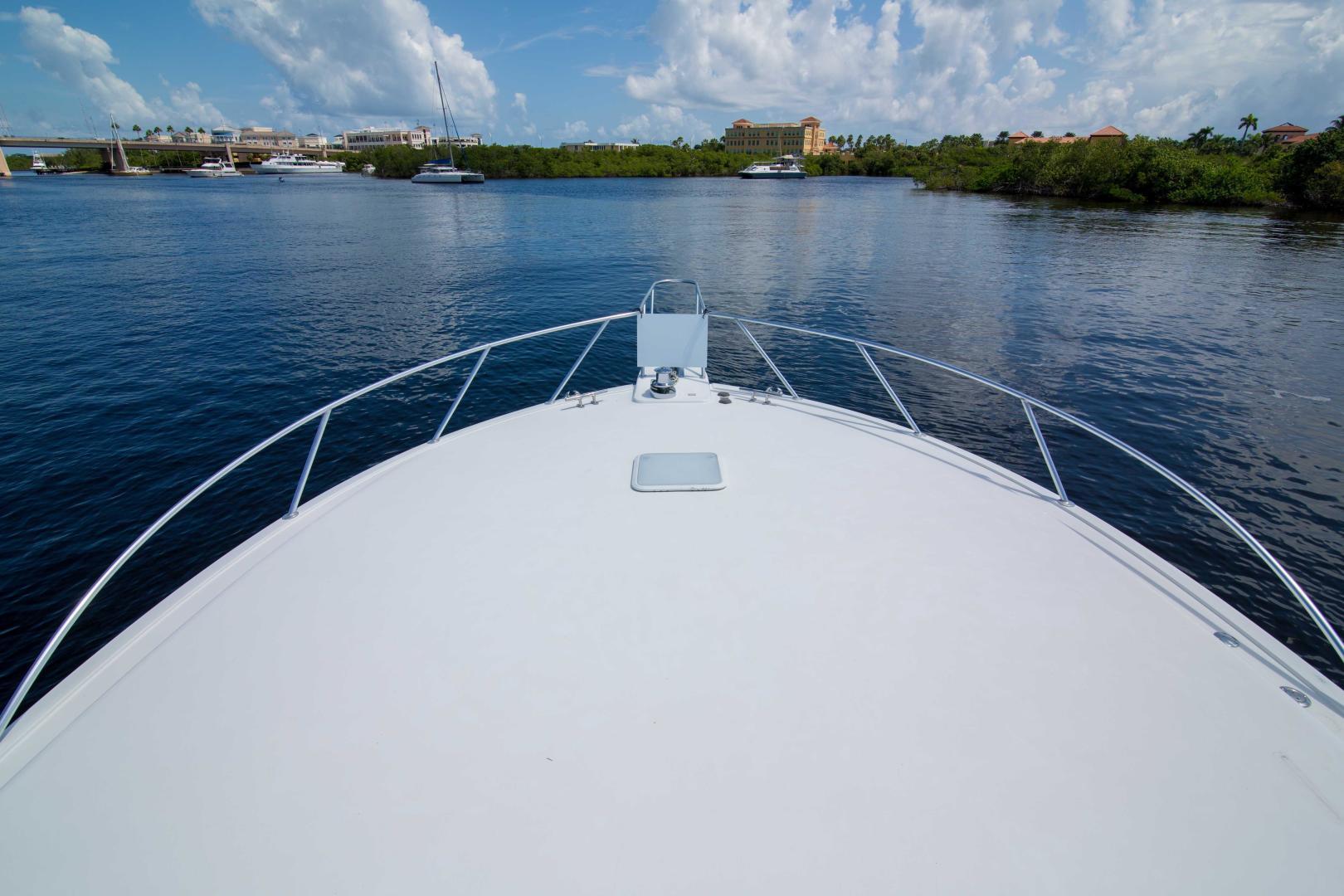 Viking-50 Express 2001-Tiger Six Bahamas-Viking 50  Tiger Six  Bow-1327406 | Thumbnail