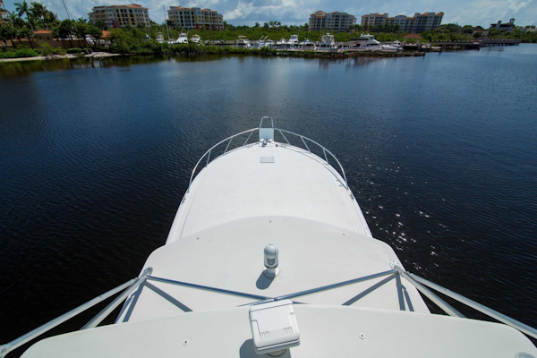 Viking-50 Express 2001-Tiger Six Bahamas-Viking 50  Tiger Six  Bow-1327405