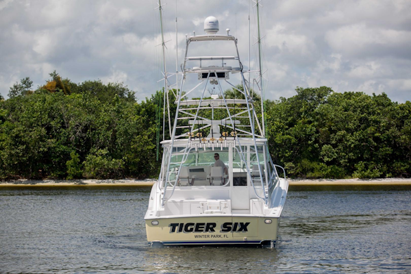 Viking-50 Express 2001-Tiger Six Bahamas-Viking 50  Tiger Six  Exterior Profile-1327423