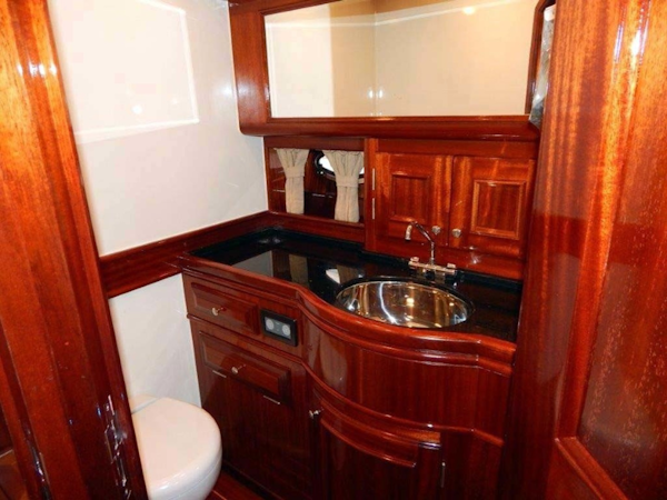 Windsor Craft-by Vicem Yacht 40 Hardtop 2009-Tally II Jacksonville-Florida-United States-Master Head-1337767