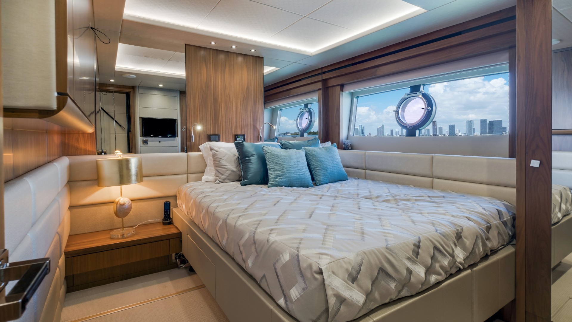 Sunseeker-86 Yacht 2018-Docqua Miami-Florida-United States-1684284 | Thumbnail
