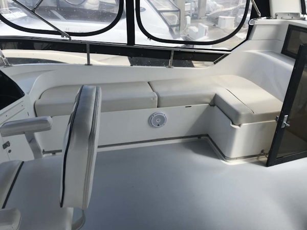 Aquarius-45 1988-Great Escape Coral Gables-Florida-United States-Bridge Starboard-1343588