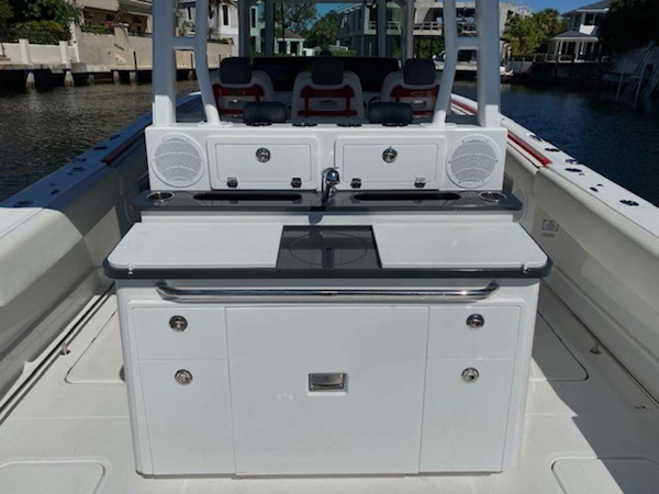 Hydra-Sports-Siesta Edition HCB 2019-Not Fishing II Boca Raton-Florida-United States-Rear Refrigerator With Sink At Console In Cockpit-1348453