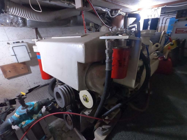 Ocean Alexander-MK I 1980-El Pescador Sequim-Washington-United States-Starboard Engine-1350040