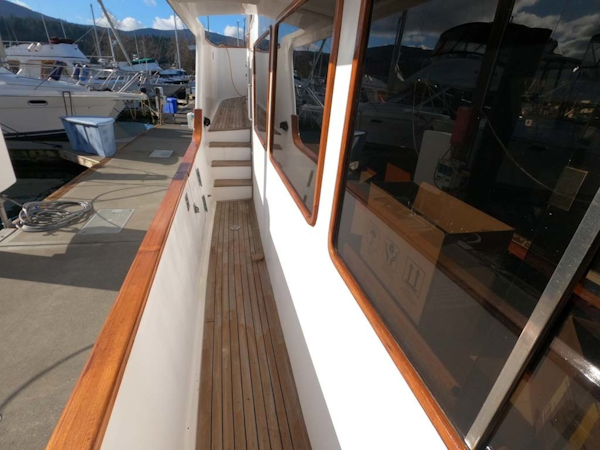 Ocean Alexander-MK I 1980-El Pescador Sequim-Washington-United States-Side Deck-1350036