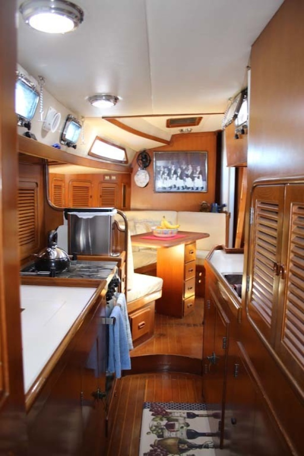 Tayana-48 1995-Lady Jennili Cape Canaveral-Florida-United States-Galley From Aft-1350656
