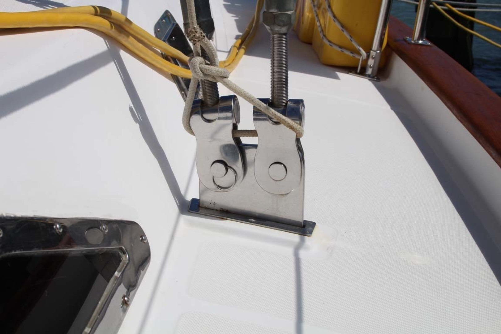Tayana-48 1995-Lady Jennili Cape Canaveral-Florida-United States-Deck Standing Rigging-1350684 | Thumbnail