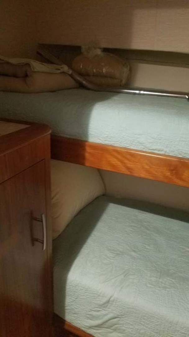 Ocean Yachts-Sportfish 1991-KelAnna East Greenwich-Rhode Island-United States-Guest Bunks-1356200 | Thumbnail