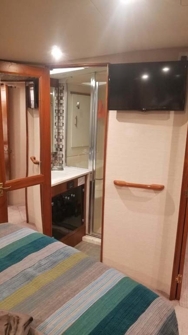 Ocean Yachts-Sportfish 1991-KelAnna East Greenwich-Rhode Island-United States-MSR Ensuite Head-1356189 | Thumbnail