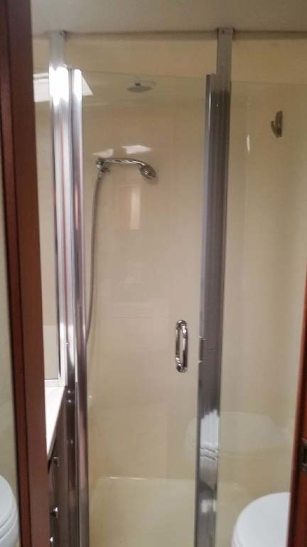 Ocean Yachts-Sportfish 1991-KelAnna East Greenwich-Rhode Island-United States-Master Shower-1356193 | Thumbnail