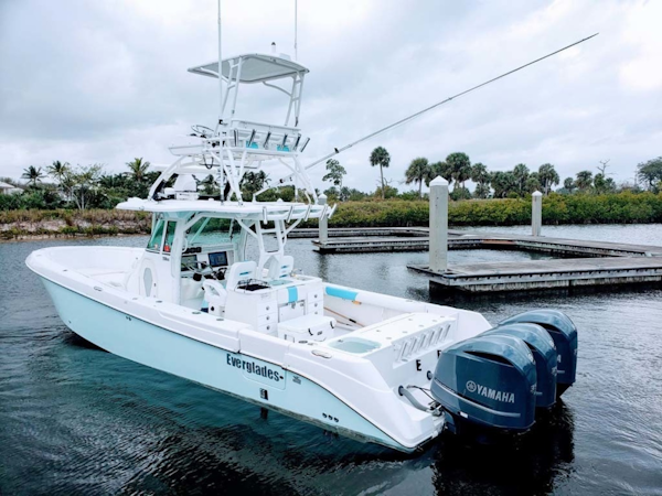 Everglades-350 CC 2011-Sea Predator Palm Beach Gardens-Florida-United States-Port Aft-1359657