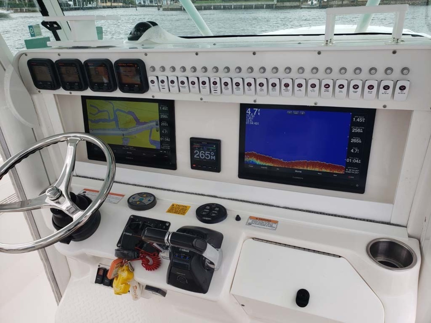 Everglades-350 CC 2011-Sea Predator Palm Beach Gardens-Florida-United States-2019 NEW 8616 Garmin Electronics-1359622 | Thumbnail