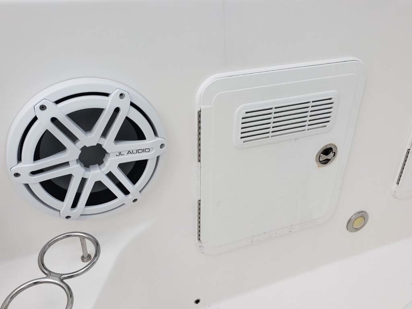 Everglades-350 CC 2011-Sea Predator Palm Beach Gardens-Florida-United States-JL Audio Speakers And Subwoofers-1359645 | Thumbnail