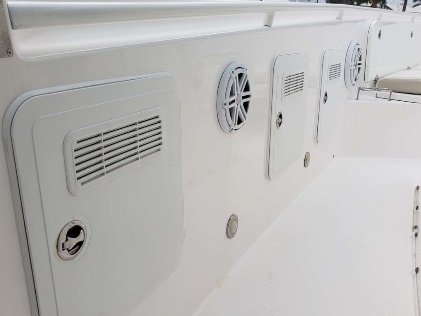 Everglades-350 CC 2011-Sea Predator Palm Beach Gardens-Florida-United States-JL Audio Speakers And Subwoofers-1359644 | Thumbnail