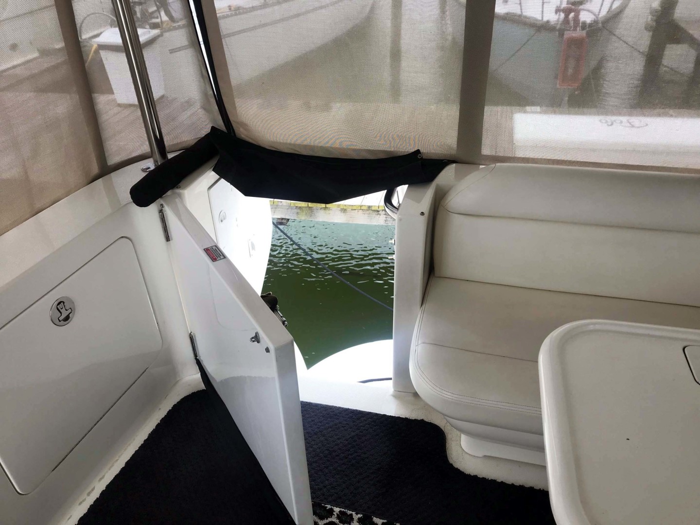 Sea Ray-480 Motor Yacht 2002-Fofo Fort Pierce-Florida-United States-Bridge Deck Access To Swim Platform-1369062 | Thumbnail