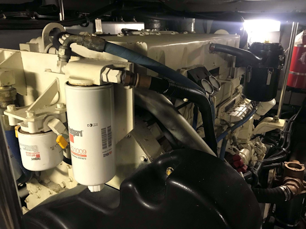 Sea Ray-480 Motor Yacht 2002-Fofo Fort Pierce-Florida-United States-Engine Room-1369058