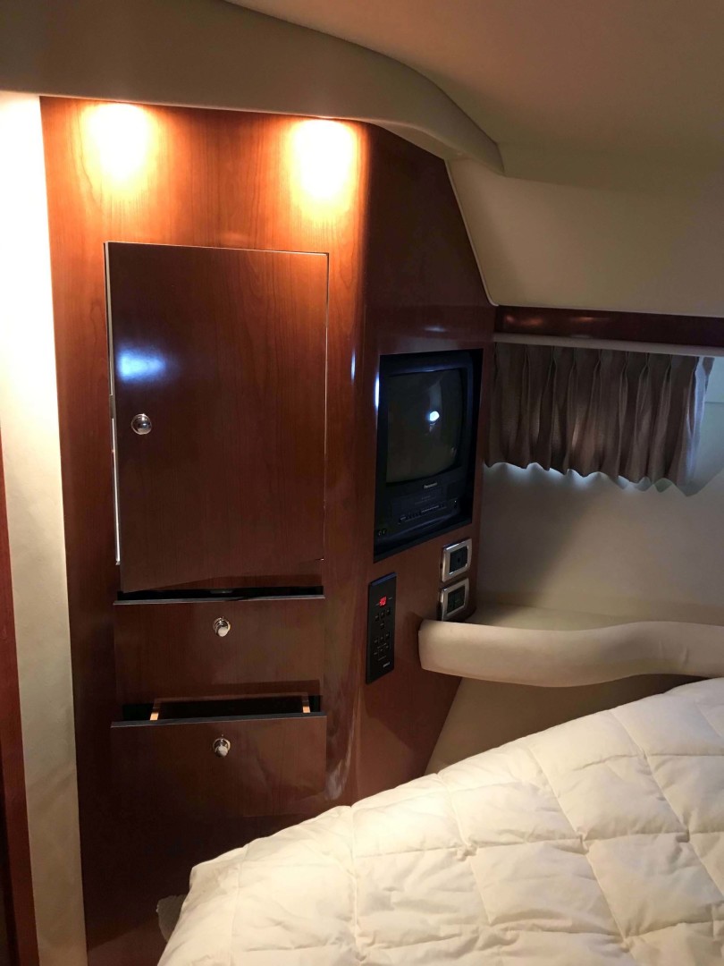 Sea Ray-480 Motor Yacht 2002-Fofo Fort Pierce-Florida-United States-Forward Stateroom Port Aft-1369030 | Thumbnail