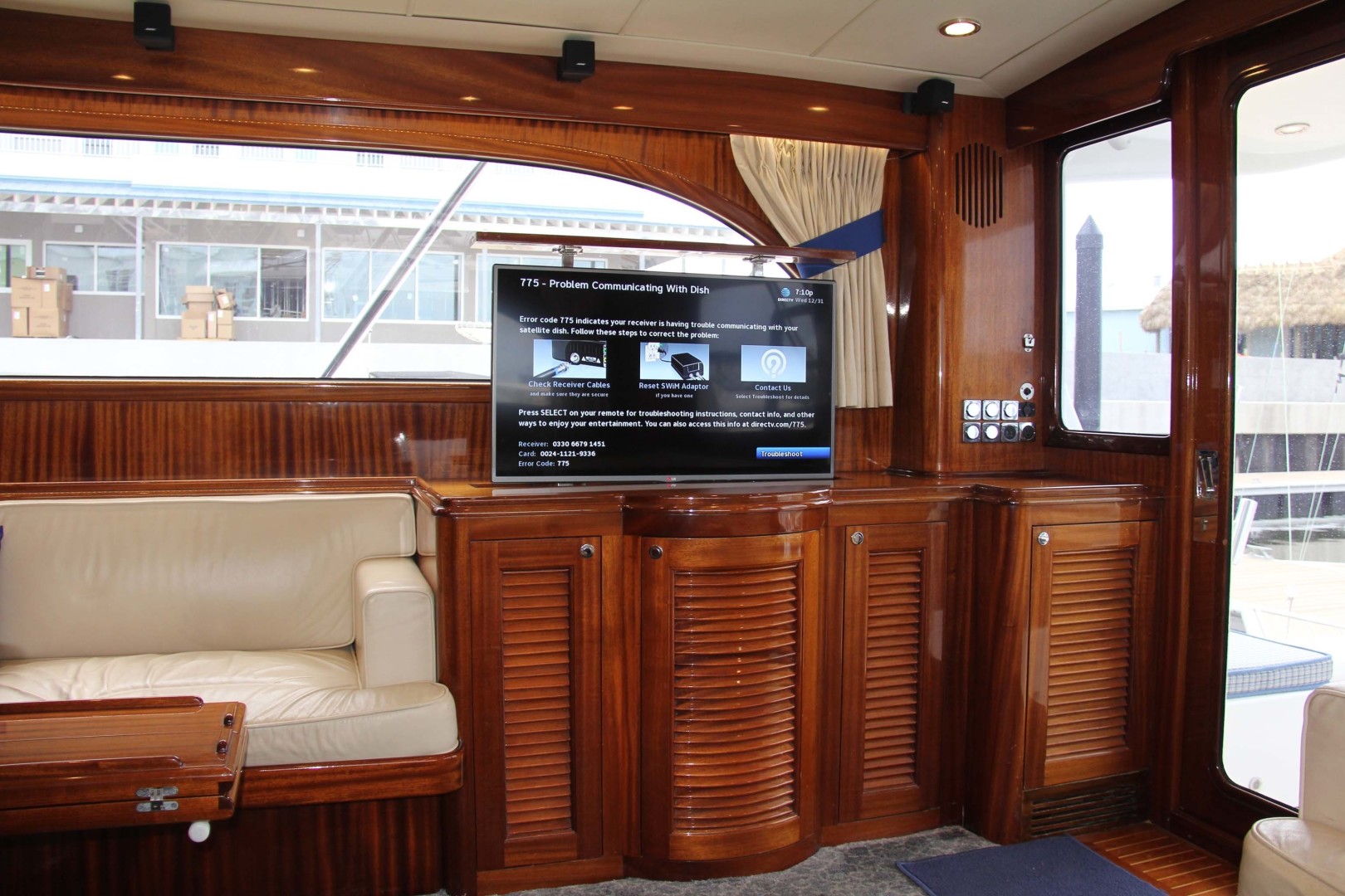 Vicem-Sportfish 2005 -Bradenton-Florida-United States-Salon Starboard Aft-1370831 | Thumbnail