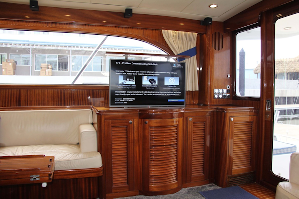 Vicem-Sportfish 2005 -Bradenton-Florida-United States-Salon Starboard Aft-1370831