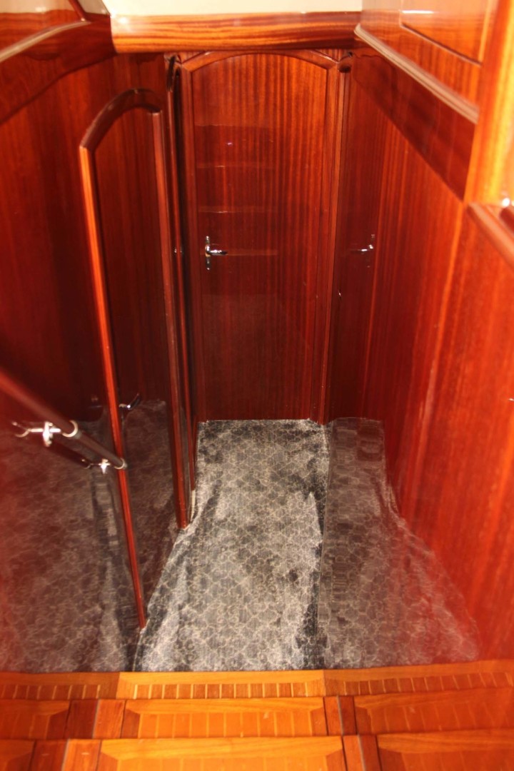Vicem-Sportfish 2005 -Bradenton-Florida-United States-Hallway To Staterooms-1370839 | Thumbnail