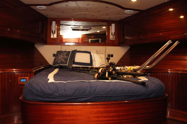 Vicem-Sportfish 2005 -Bradenton-Florida-United States-Forward Stateroom-1370840