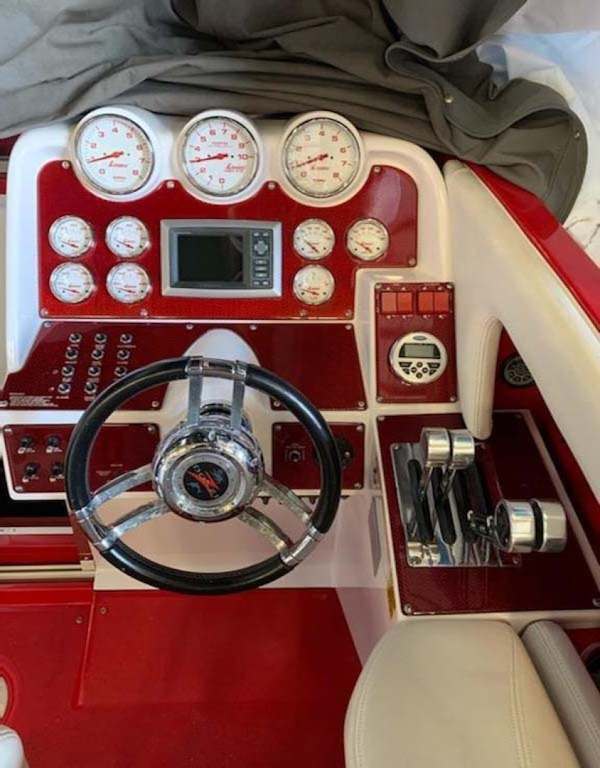 Donzi-ZRO Open 2011 -Medford-Massachusetts-United States-Helm-1388044