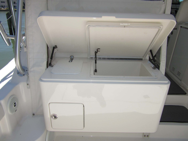 Tiara Yachts-3800 Open 2007-Fast Forward Gulfport-Florida-United States-Optional Freezer And Sink-1393012