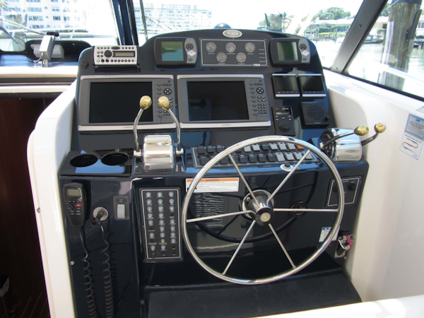 Tiara Yachts-3800 Open 2007-Fast Forward Gulfport-Florida-United States-Helm-1393008