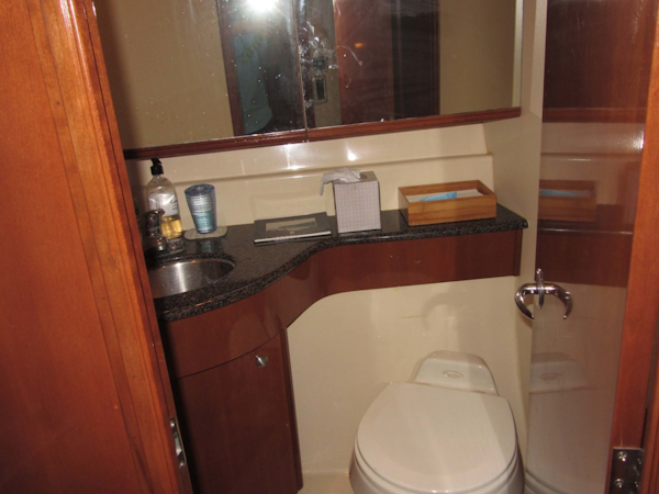 Meridian-391 Sedan 2006 -Treasure Island-Florida-United States-Split Head  Toilet-1396633