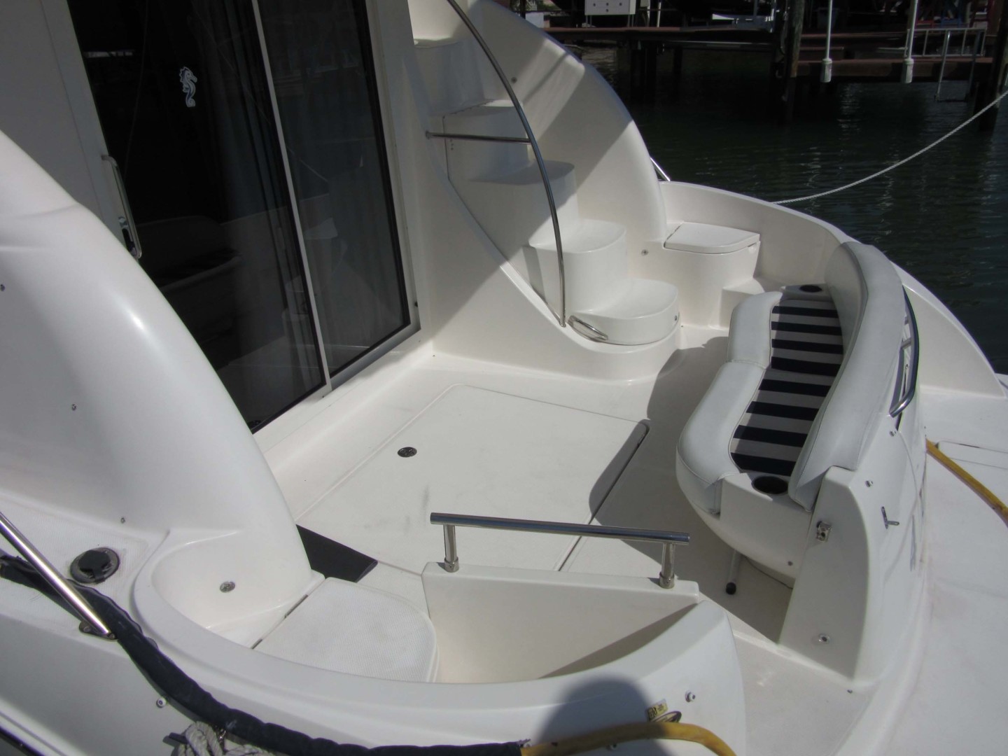 Meridian-391 Sedan 2006 -Treasure Island-Florida-United States-Cockpit And Flybridge Access Stairs-1396644 | Thumbnail