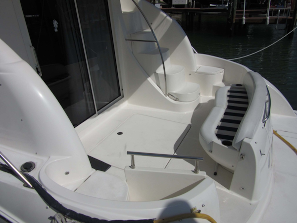 Meridian-391 Sedan 2006 -Treasure Island-Florida-United States-Cockpit And Flybridge Access Stairs-1396644