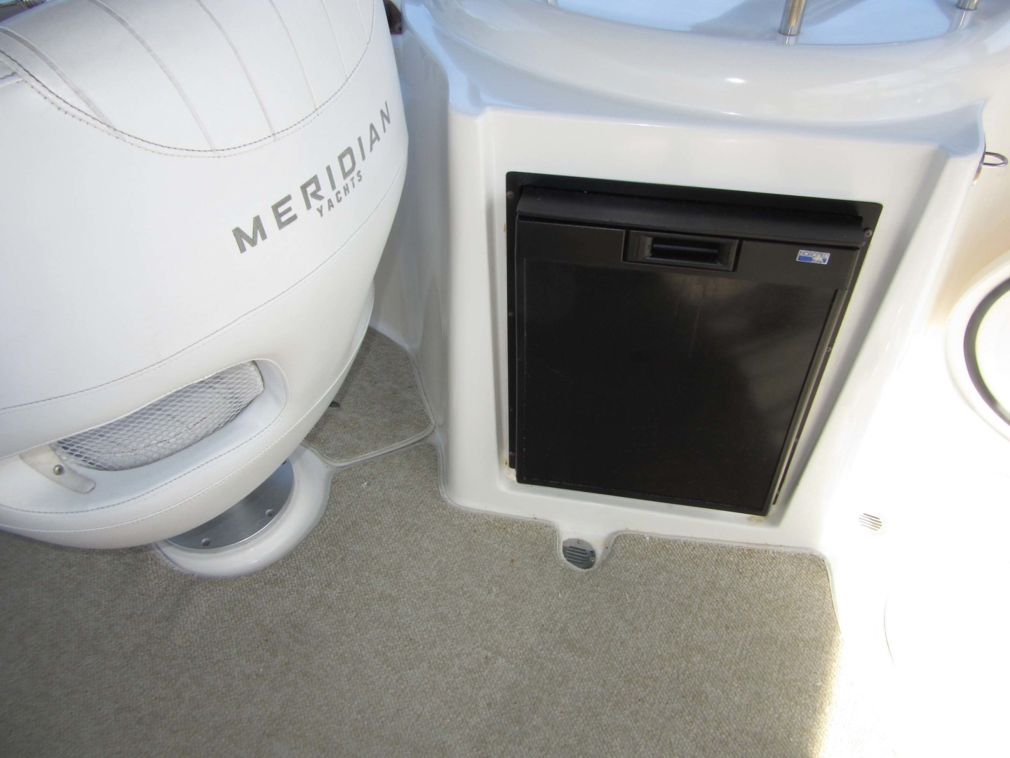 Meridian-391 Sedan 2006 -Treasure Island-Florida-United States-New FB Refrigerator-1396641 | Thumbnail