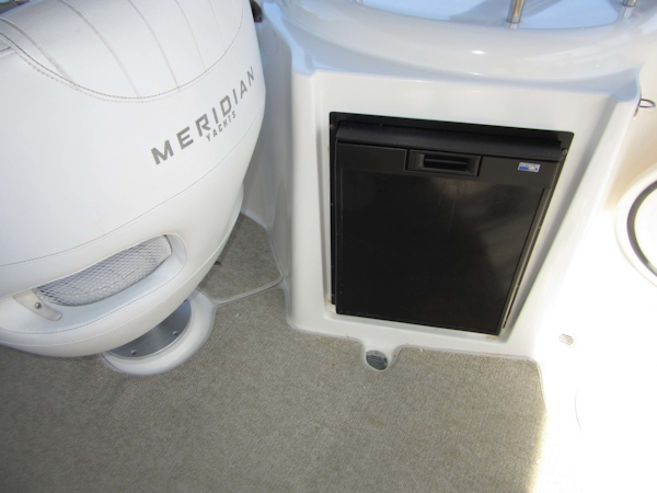 Meridian-391 Sedan 2006 -Treasure Island-Florida-United States-New FB Refrigerator-1396641