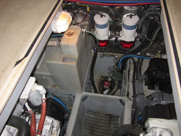 Meridian-391 Sedan 2006 -Treasure Island-Florida-United States-Engine Compartment And Racor Filters-1396647