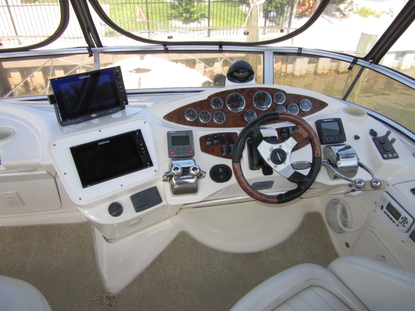Meridian-391 Sedan 2006 -Treasure Island-Florida-United States-Flybridge Helm-1396636 | Thumbnail