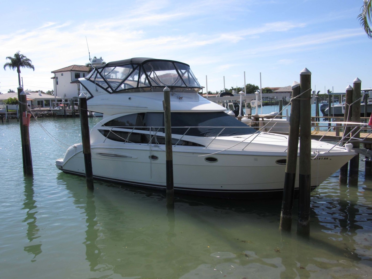 Meridian-391 Sedan 2006 -Treasure Island-Florida-United States-Starboard Profile-1396653 | Thumbnail