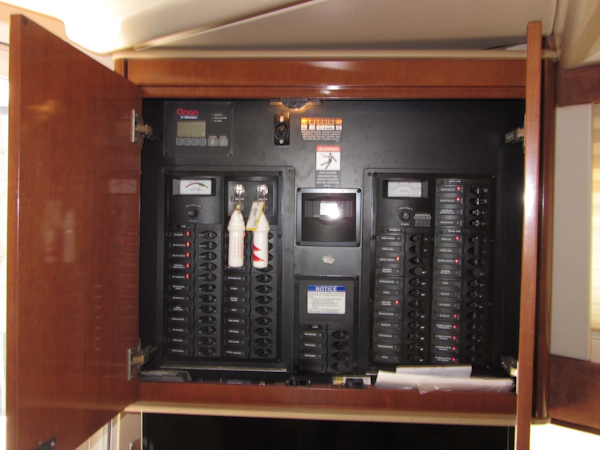 Meridian-391 Sedan 2006 -Treasure Island-Florida-United States-Electrical Panel-1396625