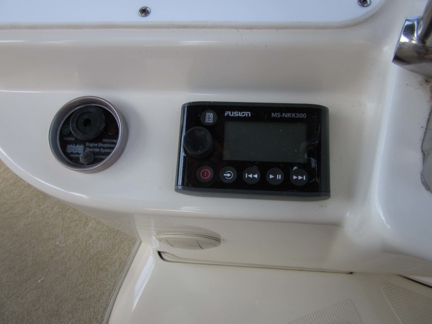 Meridian-391 Sedan 2006 -Treasure Island-Florida-United States-Upgraded Fusion Stereo-1396638 | Thumbnail
