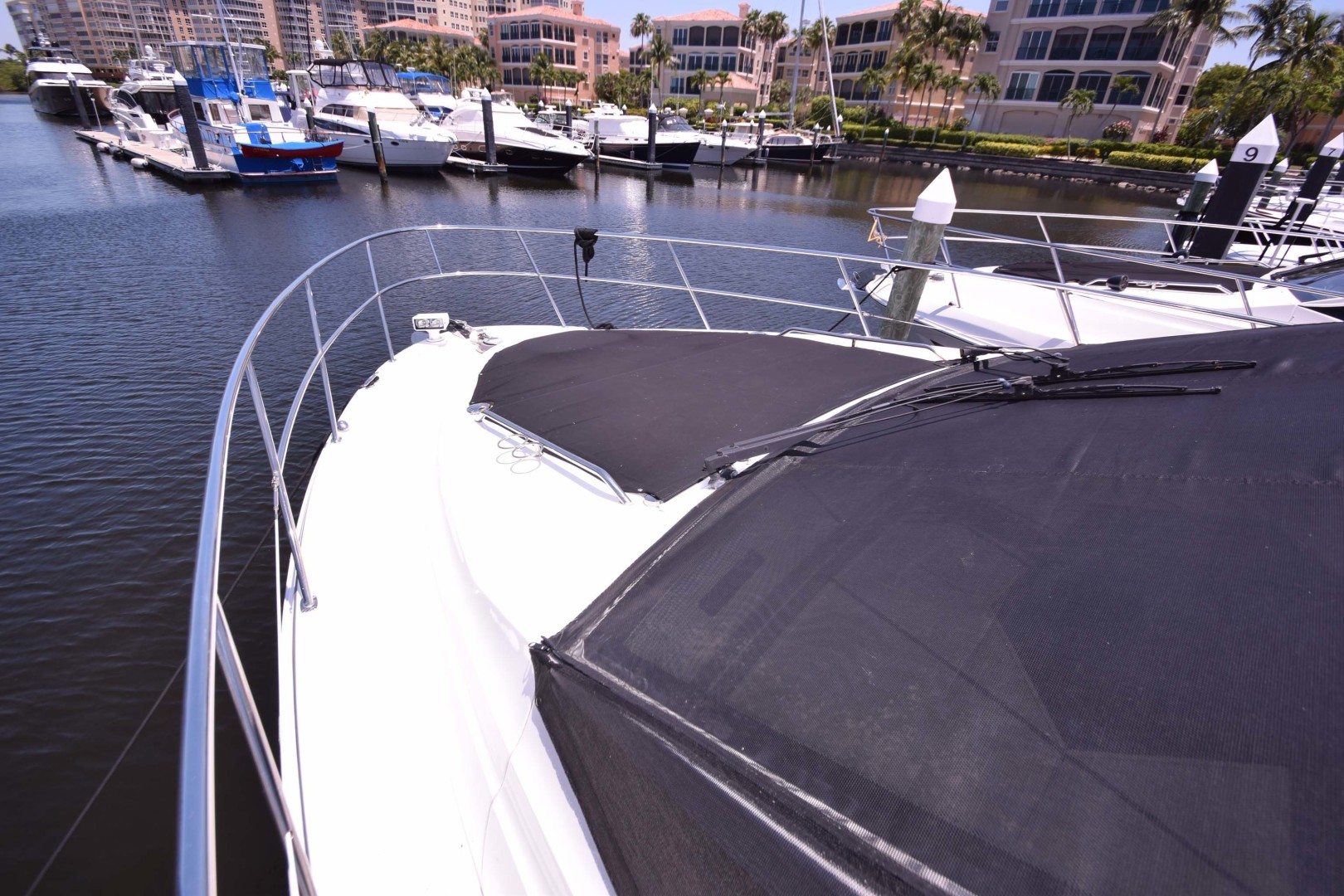 Sea Ray-460 Sundancer 2017-Susanne Marie 4 Fort Myers-Florida-United States-Bow With Windshield Covers And Bunny Pads And Covers-1403757 | Thumbnail
