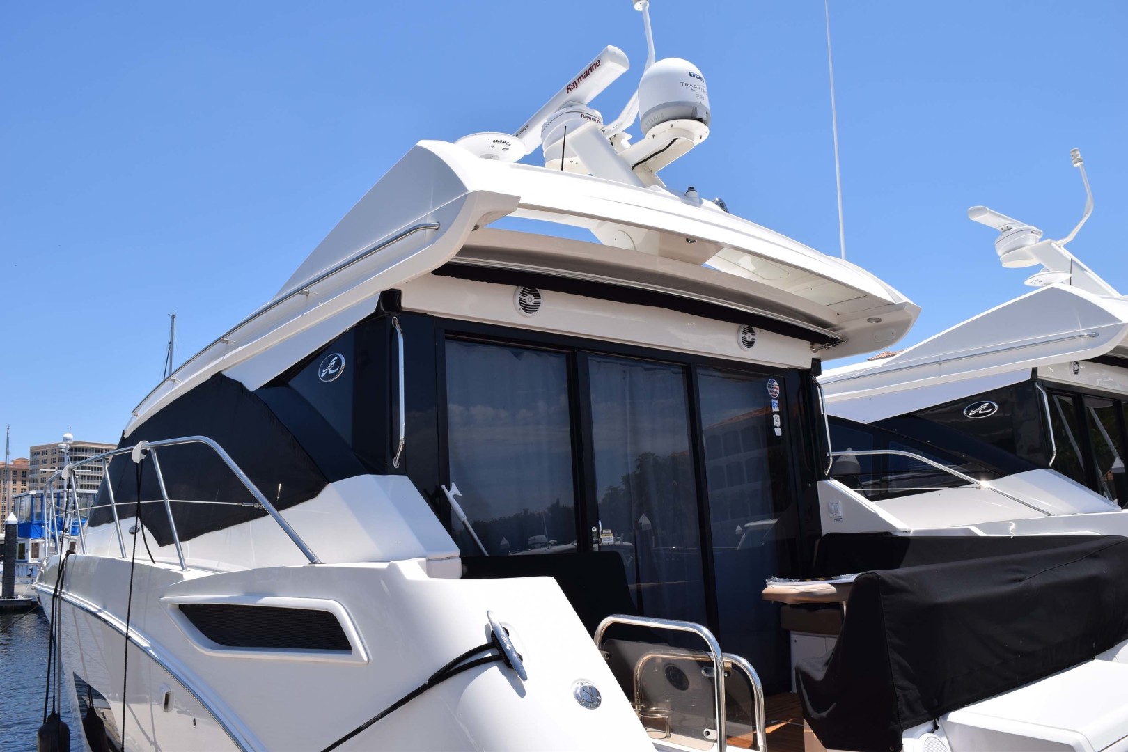 Sea Ray-460 Sundancer 2017-Susanne Marie 4 Fort Myers-Florida-United States-Stern View Closer To Sliding Glass Doors-1403758 | Thumbnail