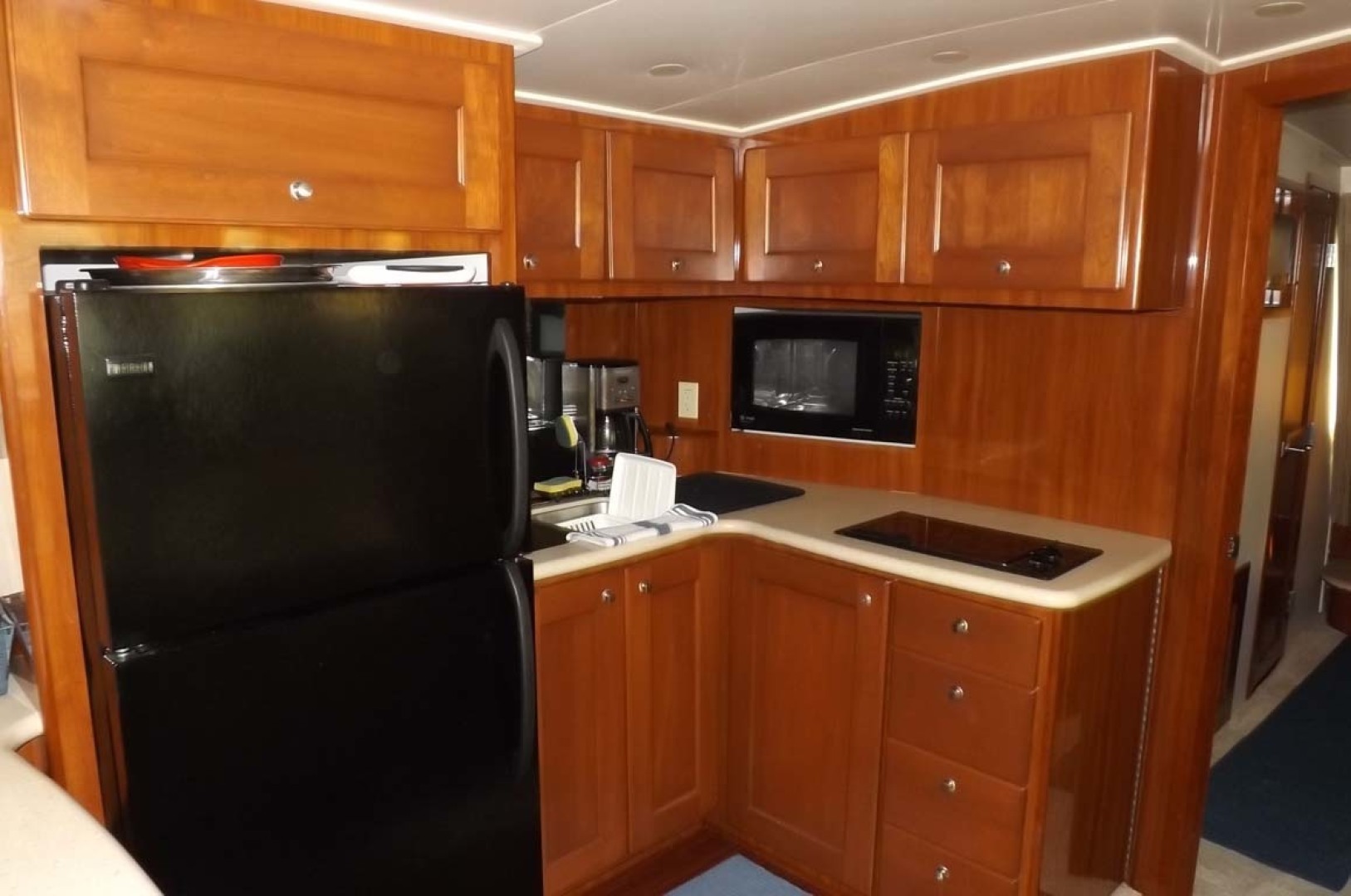 Bluewater Yachts-5200 2006-PROUD MARY Mount Pleasant-South Carolina-United States-Galley-1412940 | Thumbnail