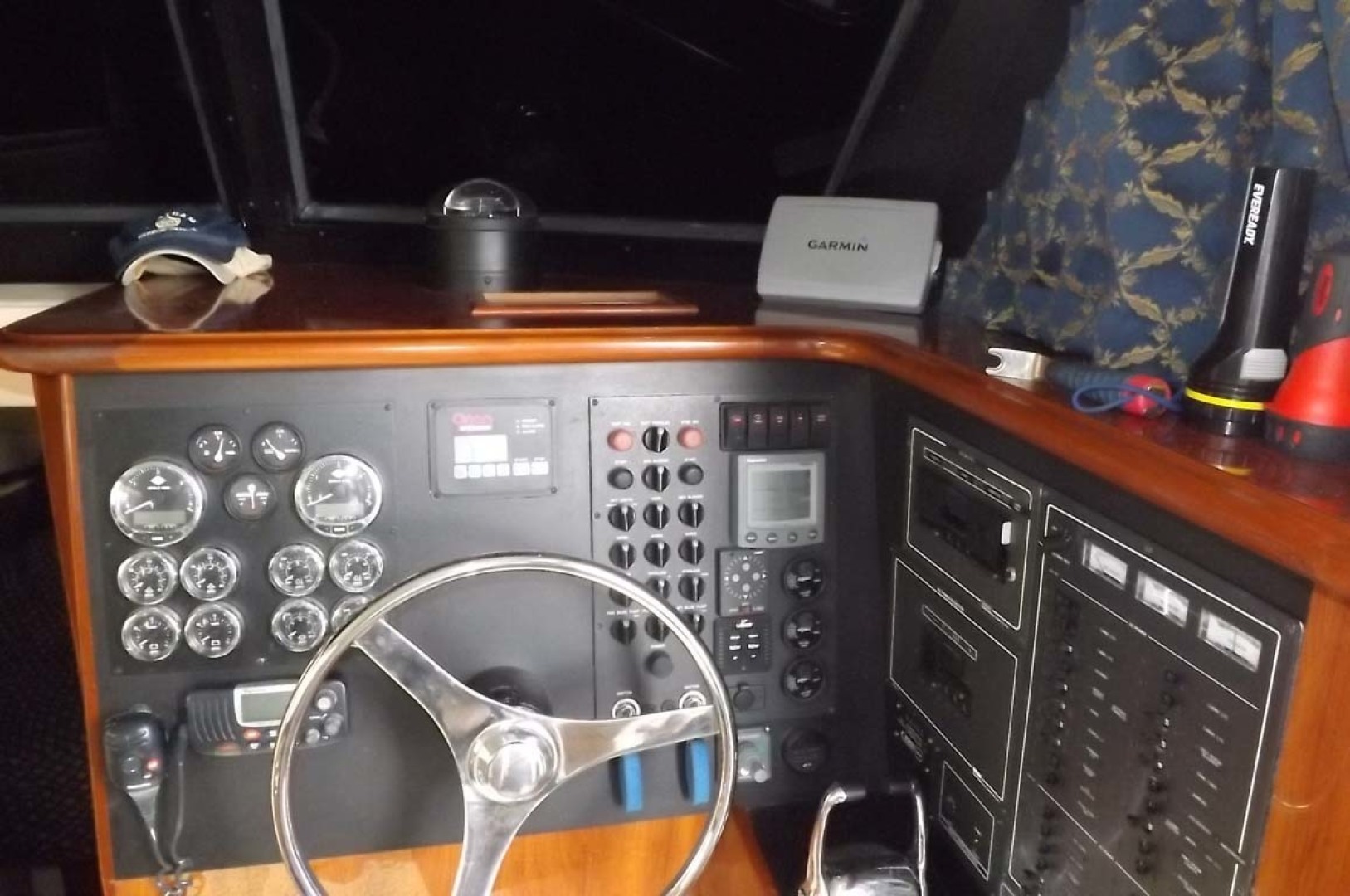 Bluewater Yachts-5200 2006-PROUD MARY Mount Pleasant-South Carolina-United States-Lower Helm-1412925 | Thumbnail