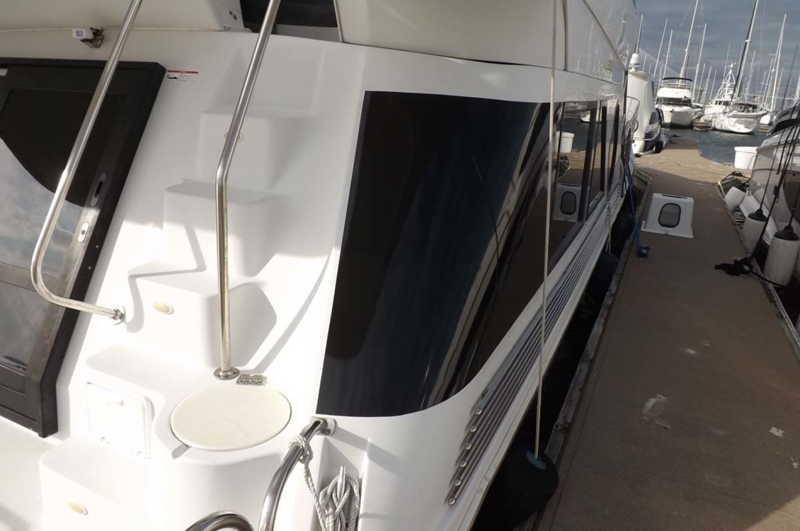 Bluewater Yachts-5200 2006-PROUD MARY Mount Pleasant-South Carolina-United States-Molded Stairs to Sundeck/Flybridge-1412967 | Thumbnail
