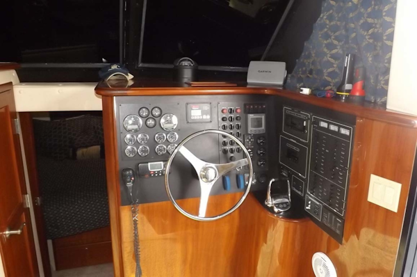 Bluewater Yachts-5200 2006-PROUD MARY Mount Pleasant-South Carolina-United States-Lower Helm-1412924