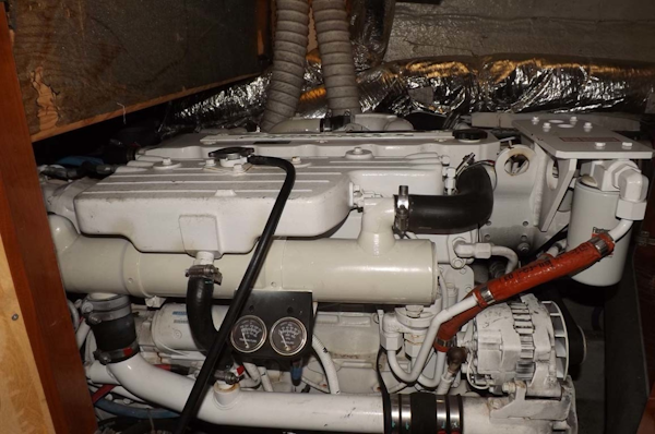 Bluewater Yachts-5200 2006-PROUD MARY Mount Pleasant-South Carolina-United States-Engine Room-1412972
