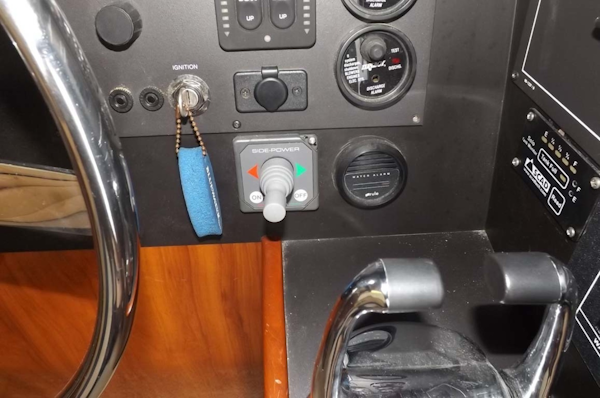 Bluewater Yachts-5200 2006-PROUD MARY Mount Pleasant-South Carolina-United States-Lower Helm-1412928