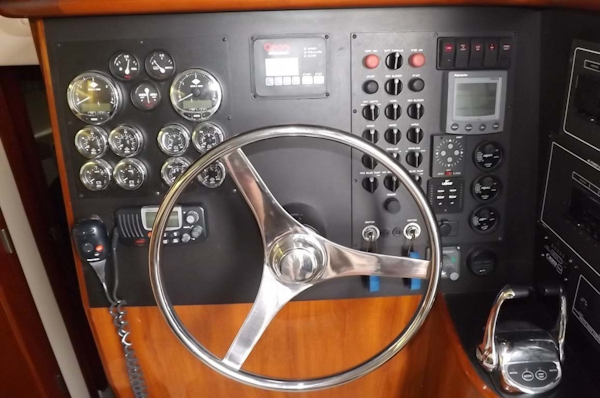 Bluewater Yachts-5200 2006-PROUD MARY Mount Pleasant-South Carolina-United States-Lower Helm Gauges, Switches-1412927